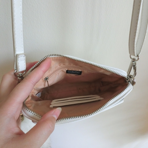 Small White Purse - Picture 4 of 9